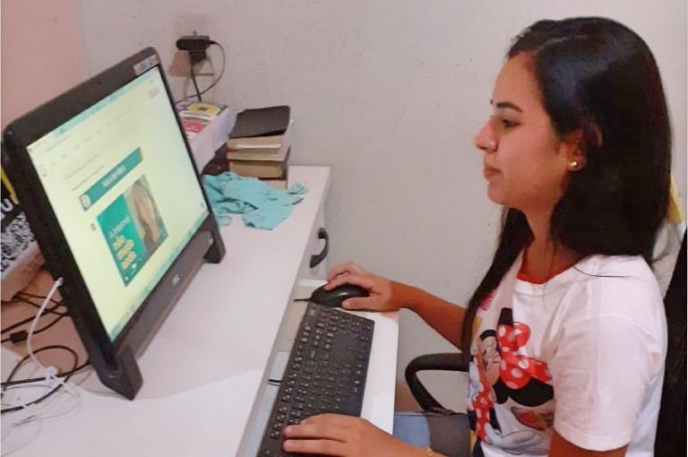 JOVENS ACOMPANHADOS PELA CÁRITAS PARTICIPAM DO PROJETO REPÓRTER DIGITAL