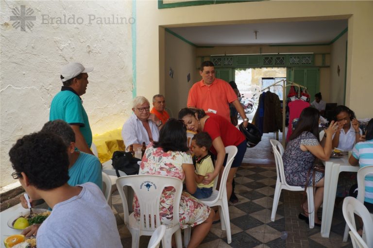 BAZAR SOLIDÁRIO: UM ESPAÇO NOSSO
