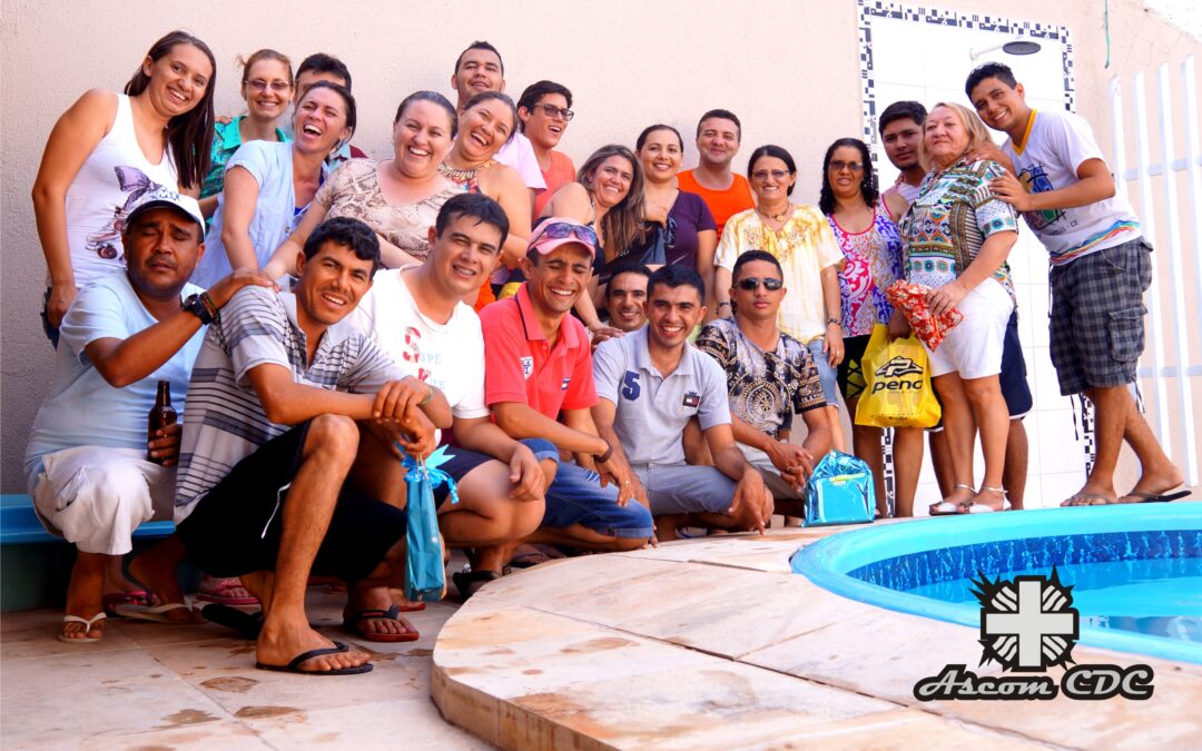 CÁRITAS DE CRATEÚS CELEBRA O ANO DE 2014 EM CONFRATERNIZAÇÃO