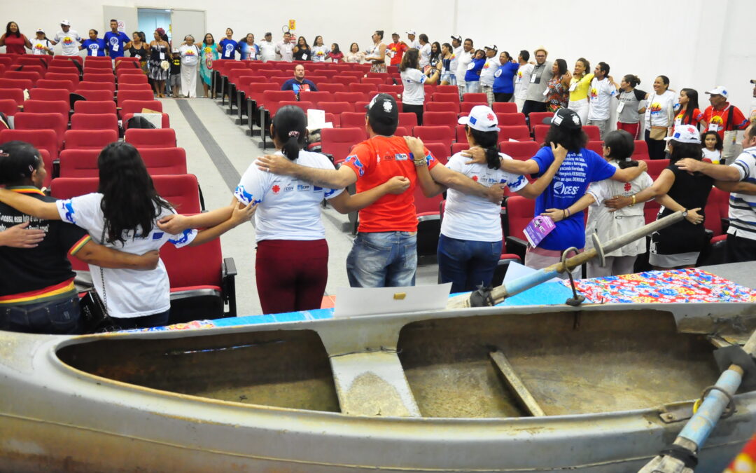 PELA PRIMEIRA VEZ PESCADORES E PESCADORAS ARTESANAIS DO NORDESTE SE REÚNEM PARA SEMINÁRIO INTERESTADUAL