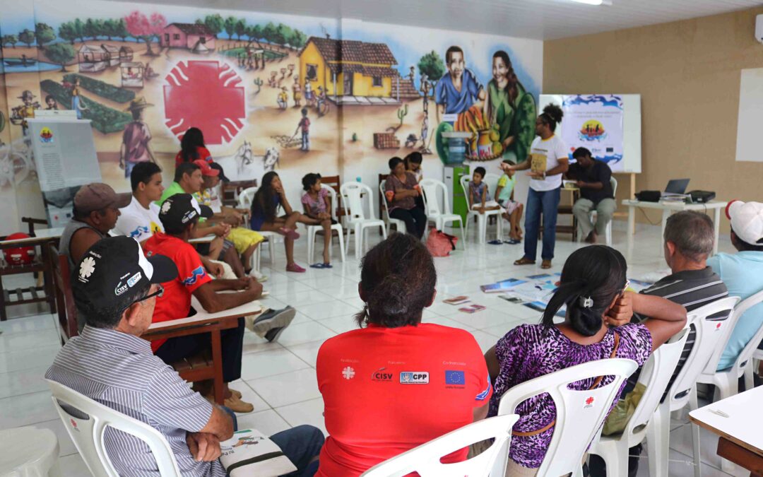 PESCADORAS E PESCADORES PARTICIPAM DE ENCONTRO REGIONAL COM O TEMA PESCA E POLÍTICAS PÚBLICAS